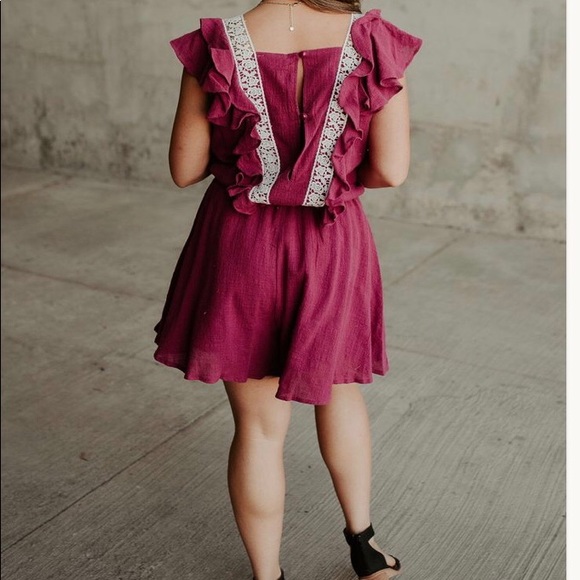 Super Cute Romper🎀 - Picture 3 of 5